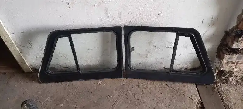 Продажа бочки 4 куба и запчастей УАЗ - Запчасти (Авто) в Неизвестно