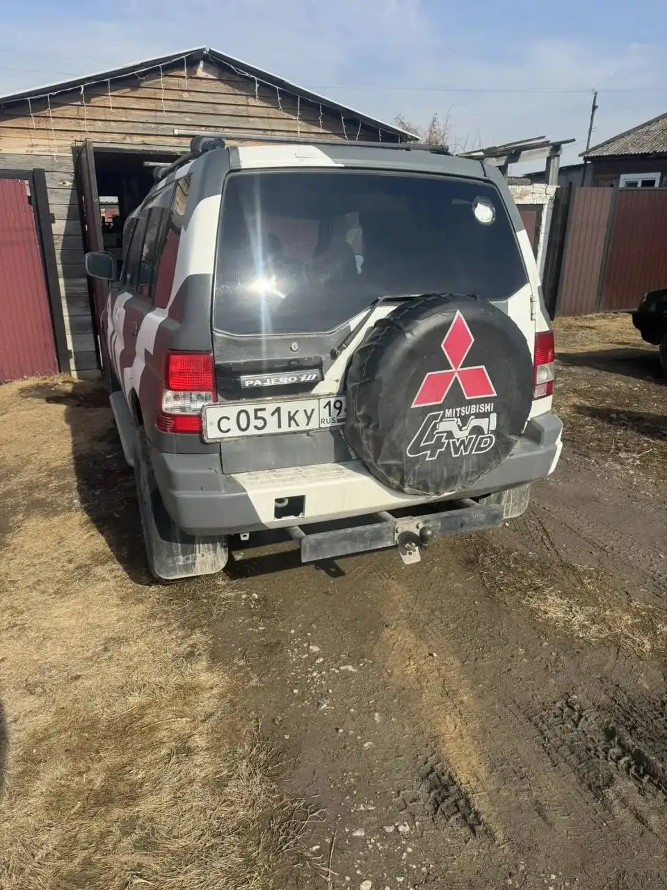 Продам Паджеро ио 2001 - Внедорожники (Авто) в Неизвестно