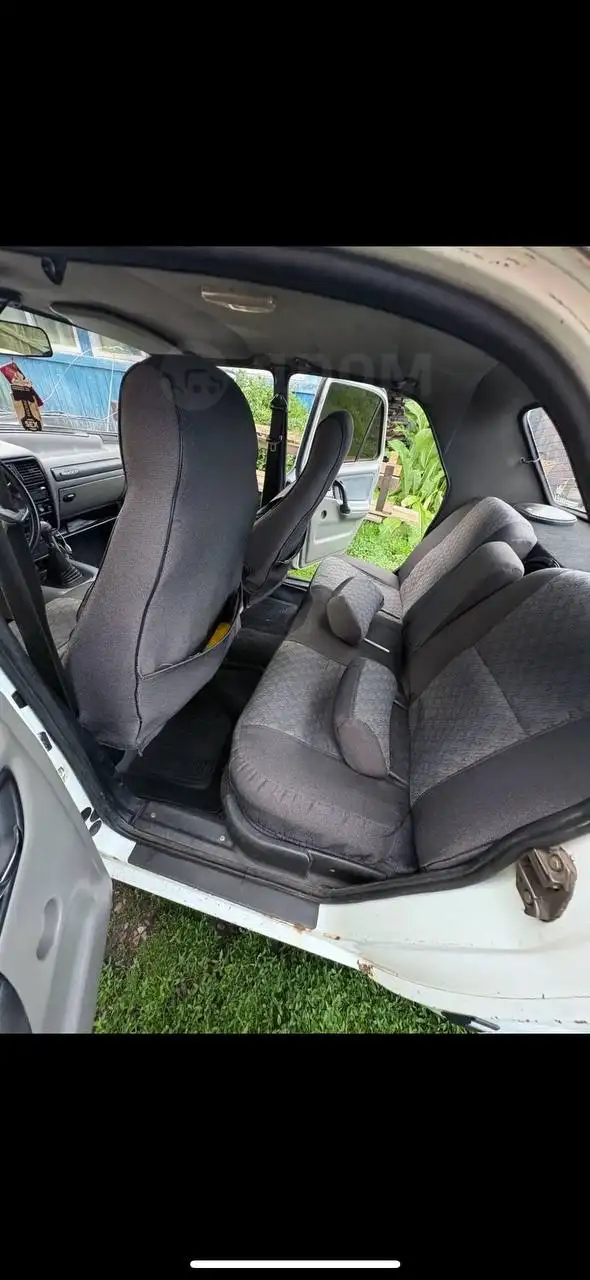 Продам 100т хороший торг - Авто в Неизвестно