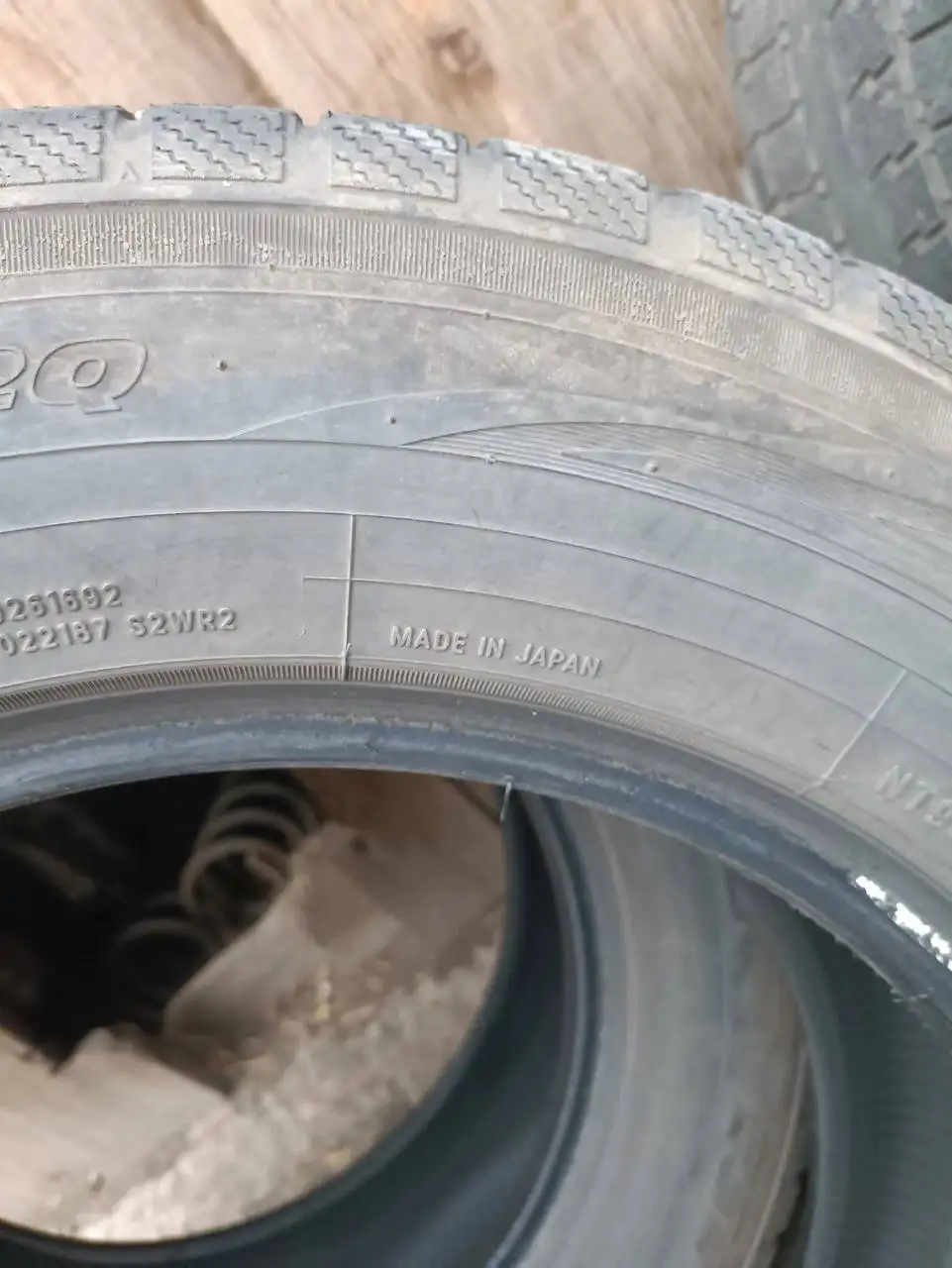 Продам 225/65 R17 - Запчасти (Авто) в Неизвестно