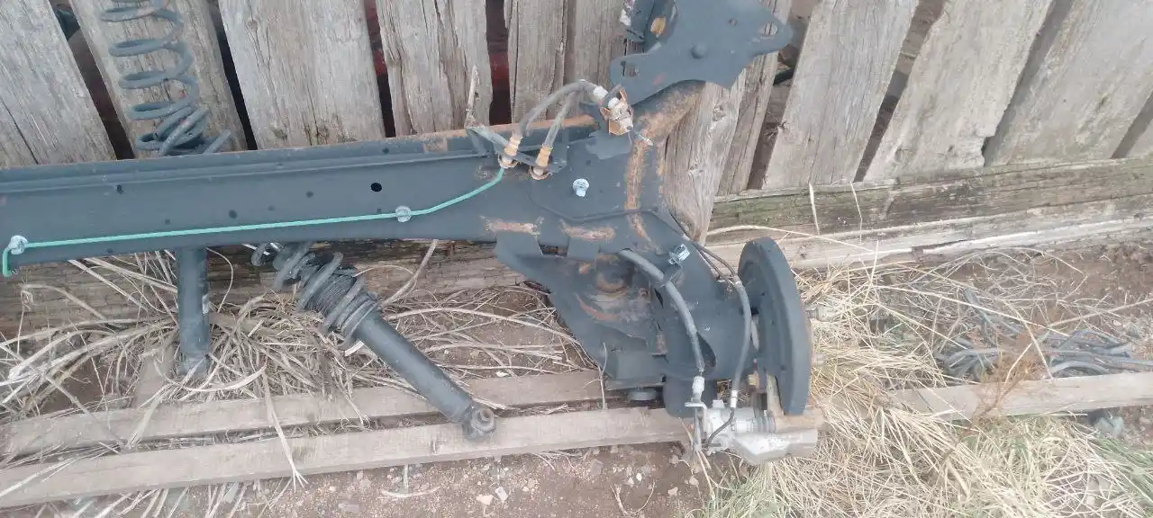 Балка Renault Logan