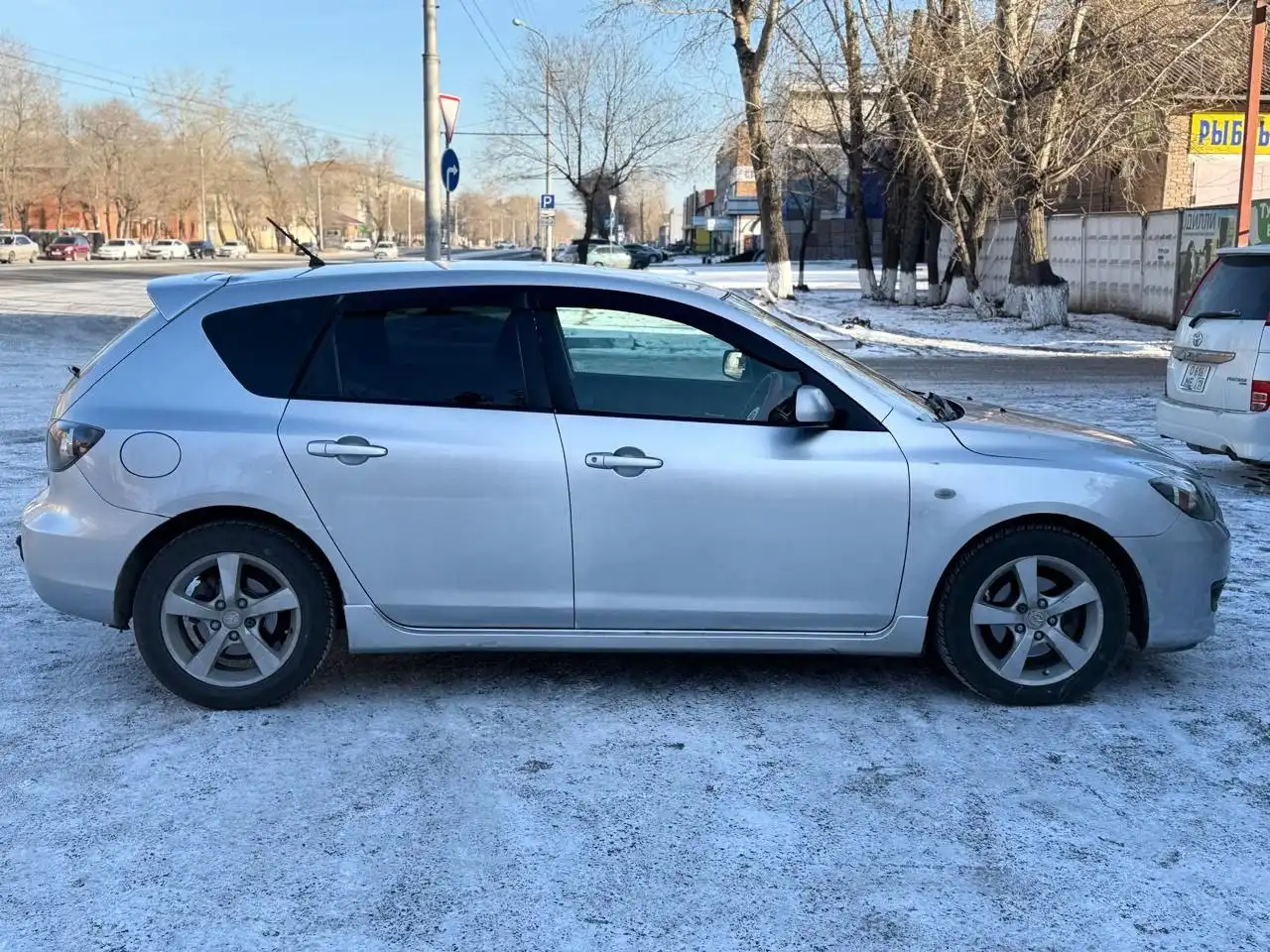 Мазда Аксела 2004 год