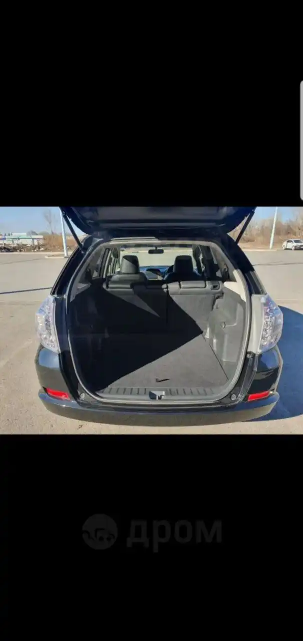 Продам Хонда Фит Шатл гибрид 2012 г.в.