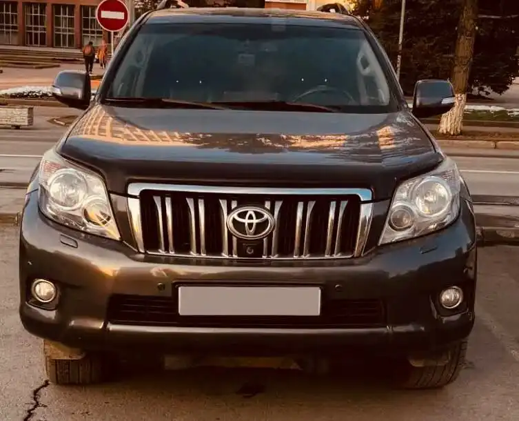 Toyota Land Cruiser Prado 2011 дизель 3.2