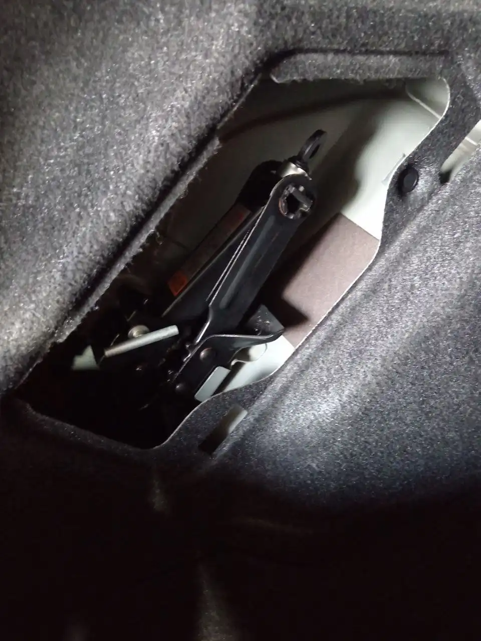 Продажа автомобиля 2012 года