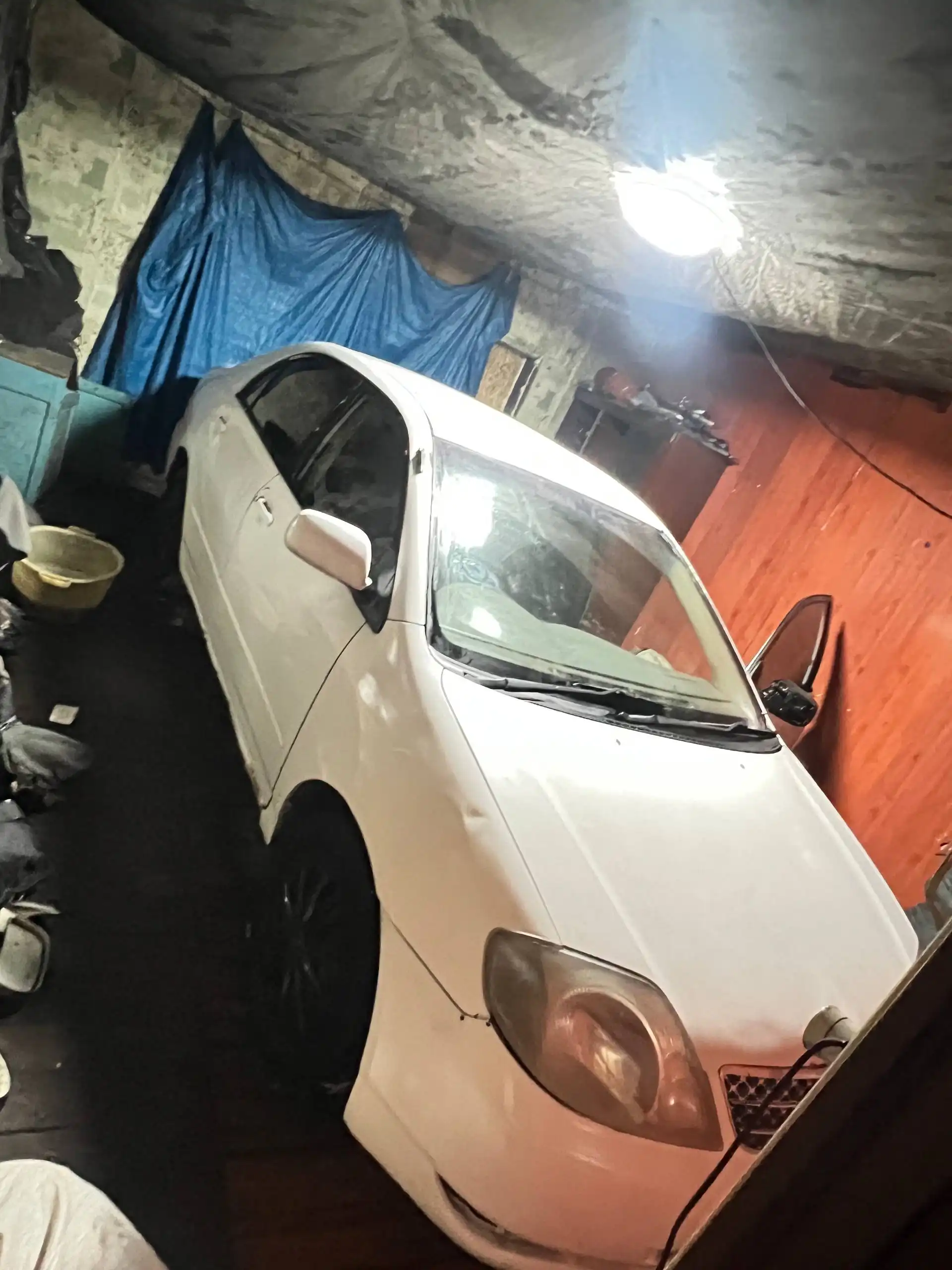 Продажа автомобиля 2002 года с мотором 1,3