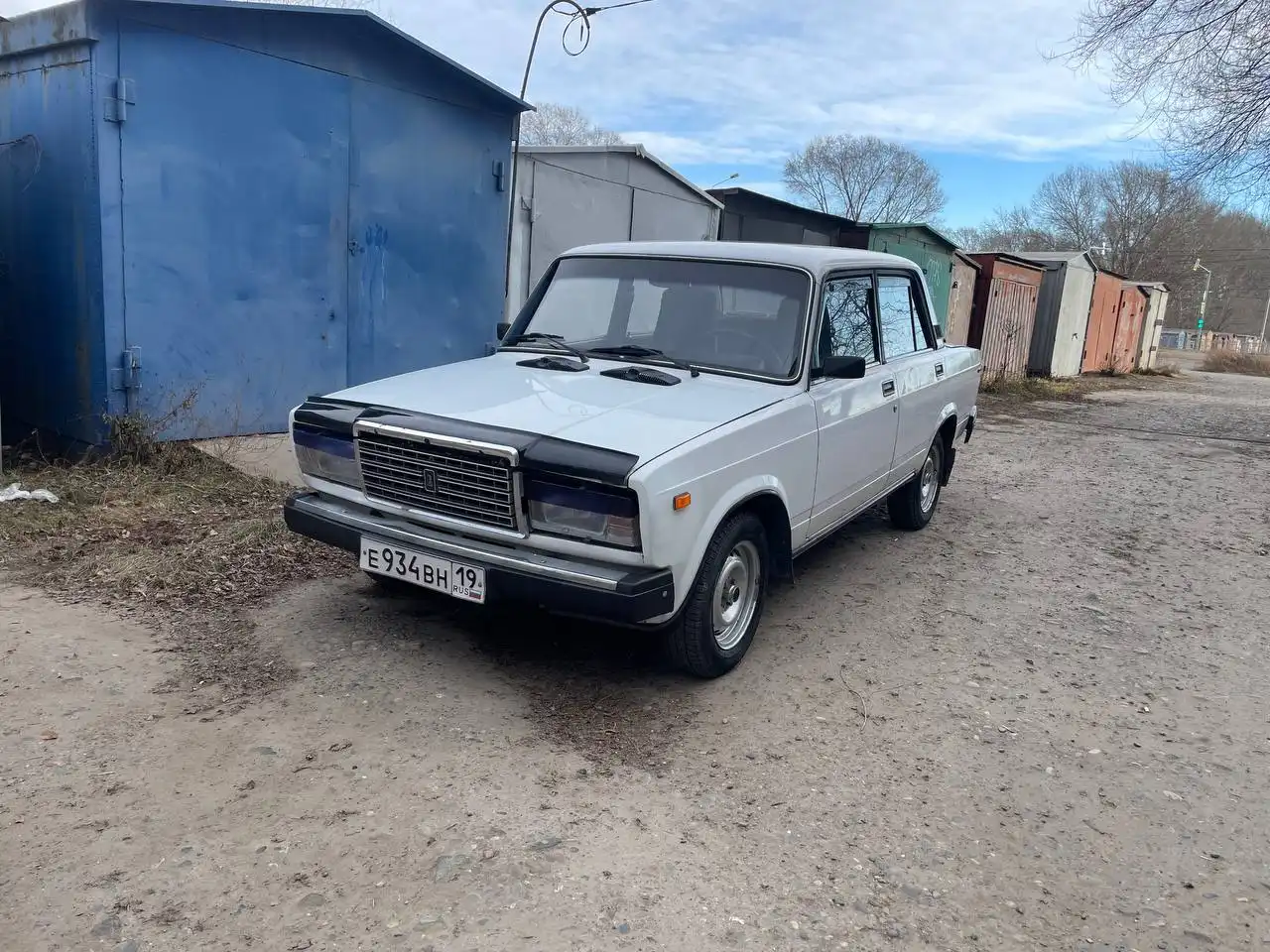 ВАЗ 07 2004 года в отличном состоянии