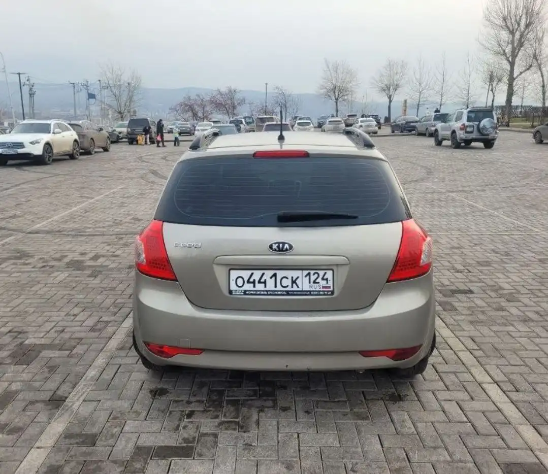 Продам KIA CEED 2010г.в., двигатель 1.6, АКПП
