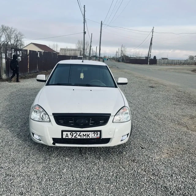 Продажа автомобиля Лада Приора 2013 года без первой передачи - Легковые автомобили в Неизвестно