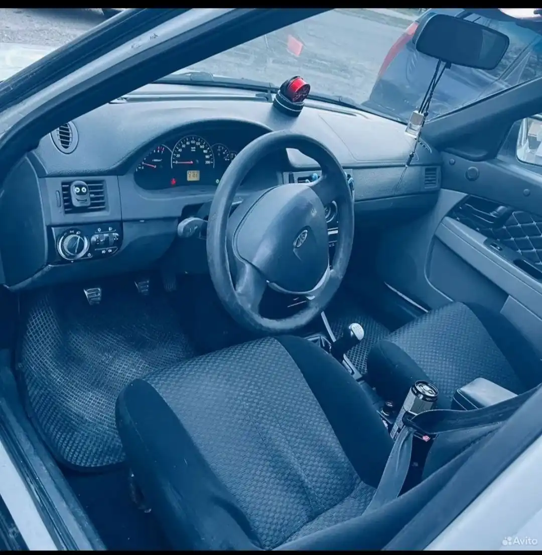 Продажа автомобиля Лада Приора 2013 года без первой передачи - Легковые автомобили (Авто) в Неизвестно