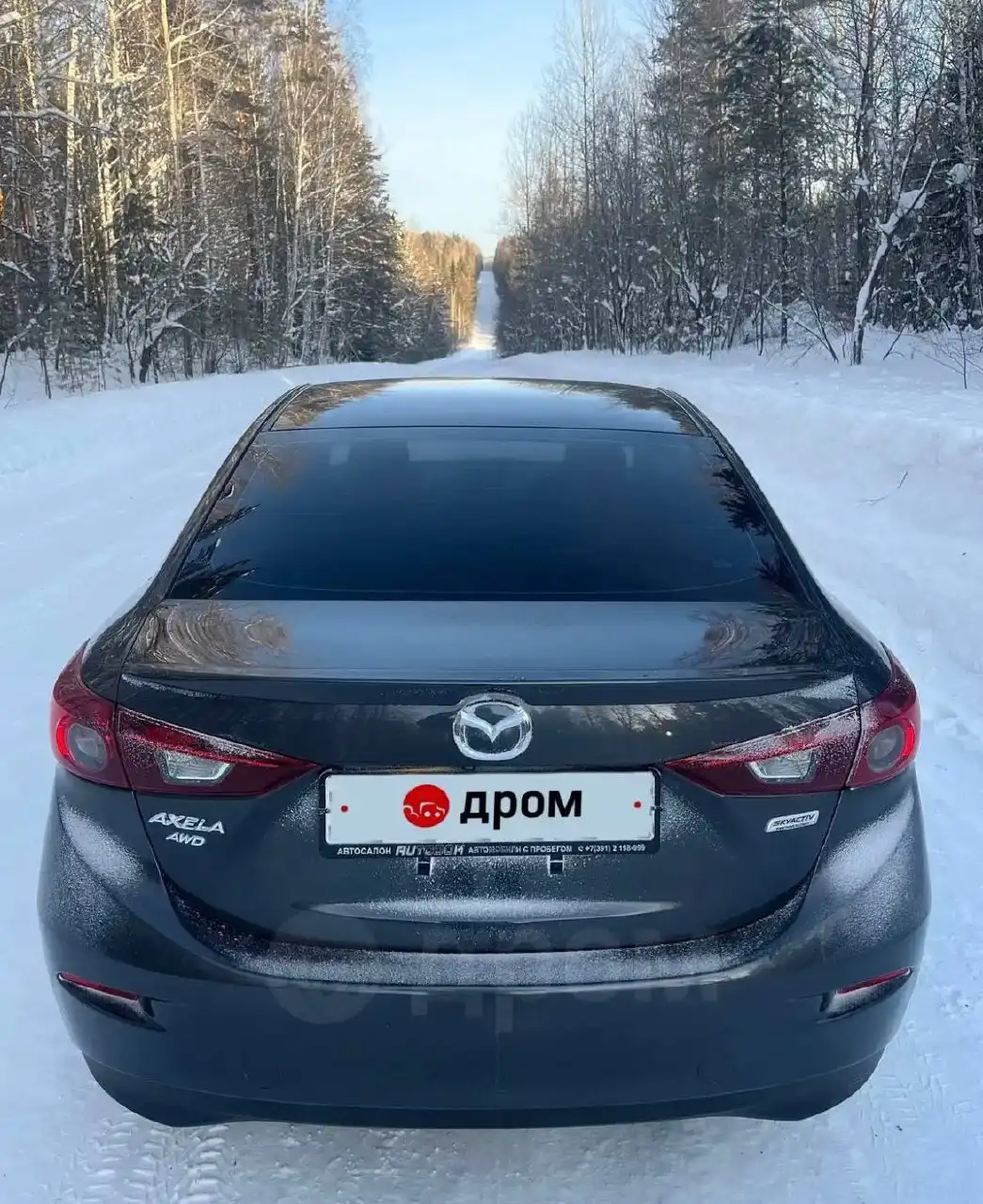 Mazda Axela в хорошем состоянии, полный привод