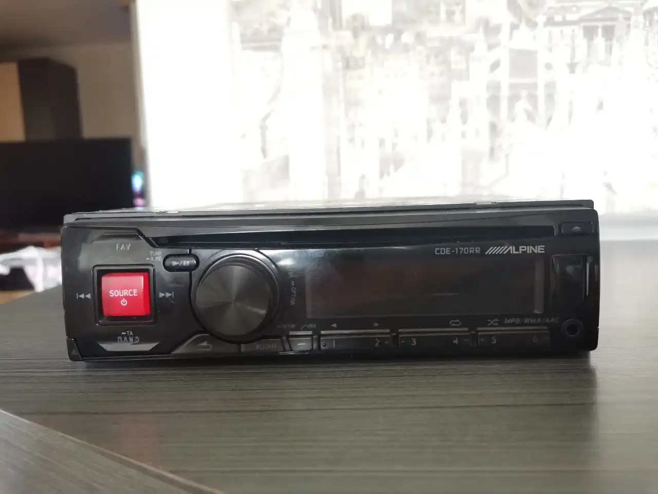 Продам магнитолу Alpine CDE-170RR - Автомагнитолы (Электроника) в Неизвестно