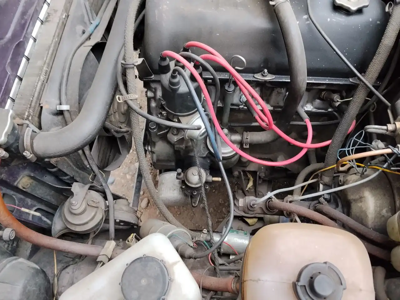 Продажа автомобиля 2003 года с прицепом