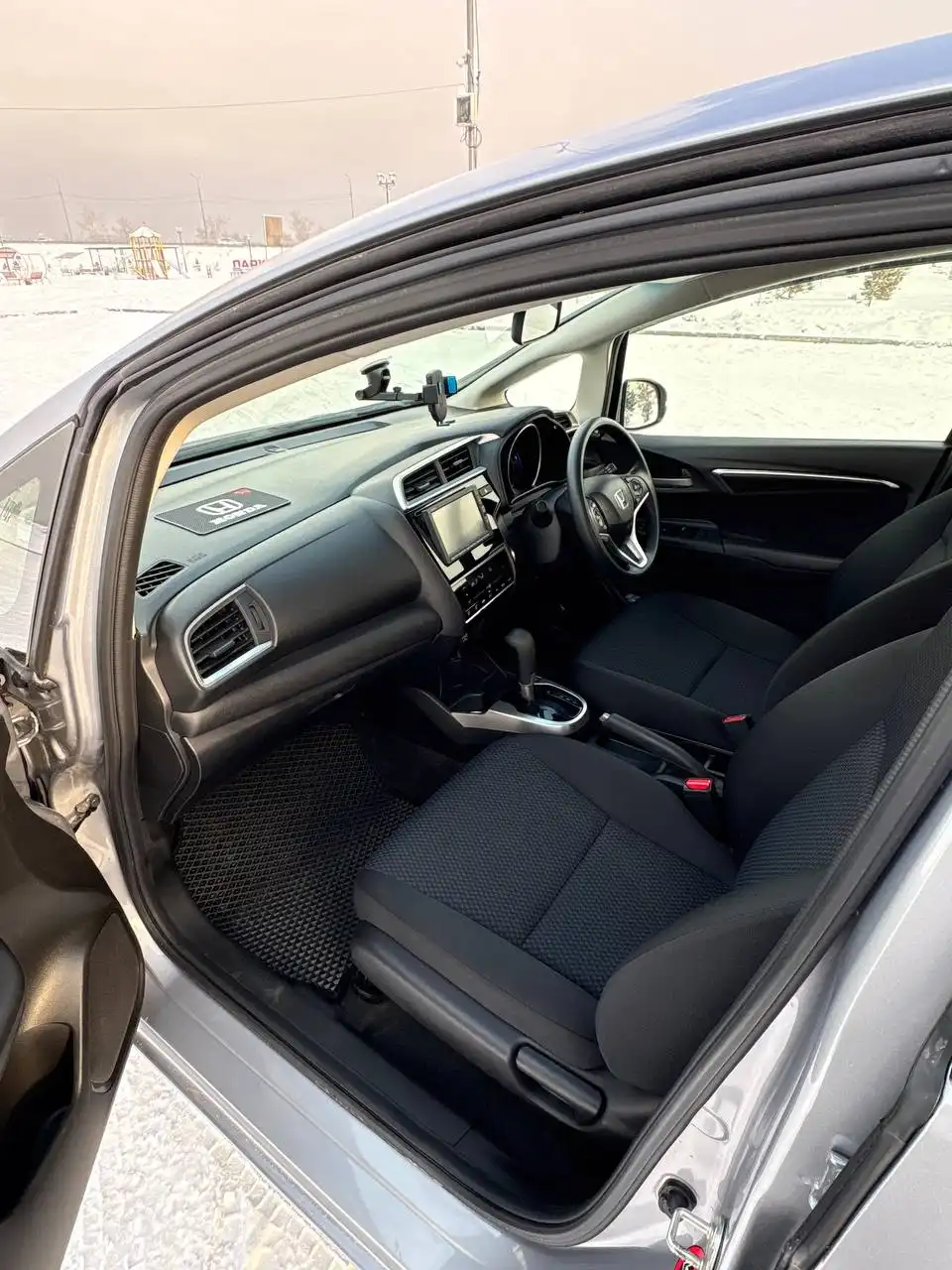 Продам HONDA FIT 2019 года