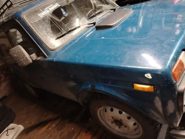 Продажа автомобиля 2001 года на ходу - частное объявление в Неизвестно