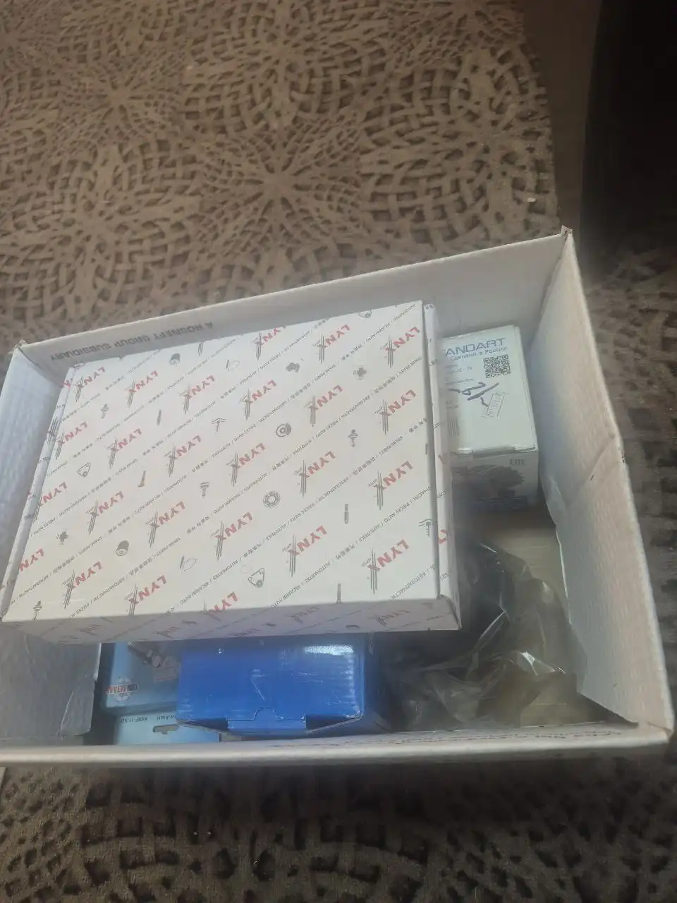 Продажа автомобиля Лада 2110 2004 года - Легковые автомобили (Авто) в Неизвестно