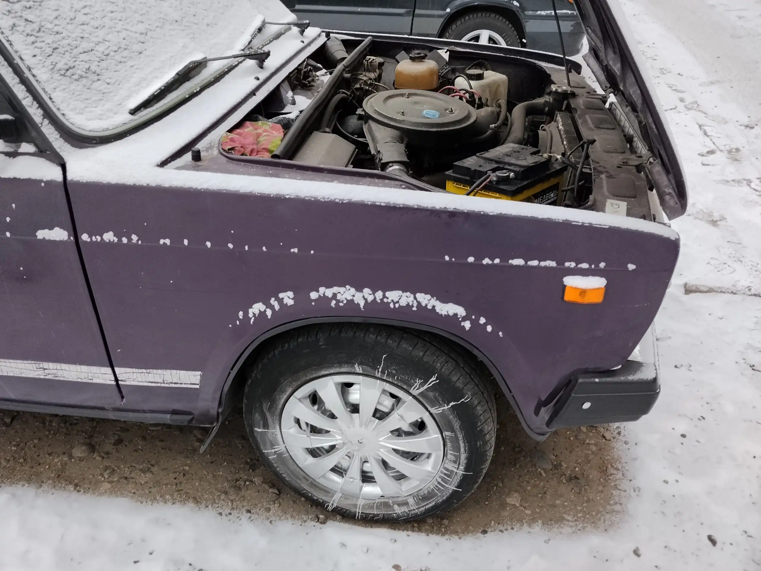 Продажа автомобиля 2003 года - Авто в Неизвестно