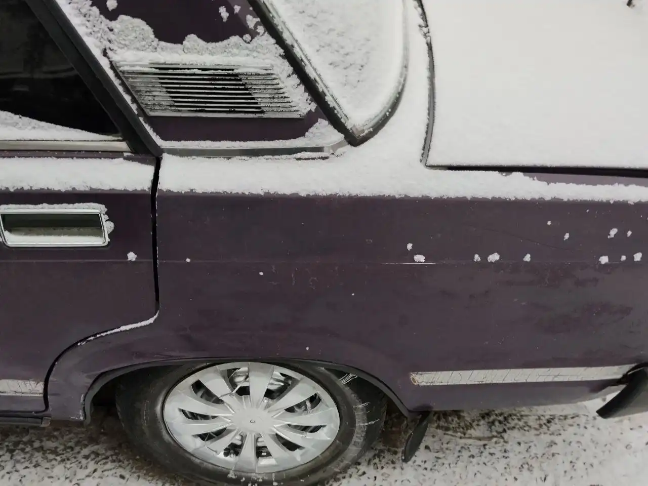 Продажа автомобиля 2003 года - Авто в Неизвестно