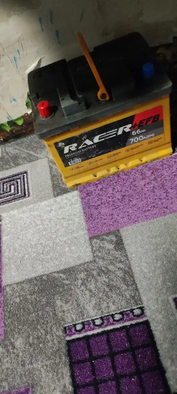 Продам аккумулятор в отличном состоянии - Запчасти (Авто) в Неизвестно