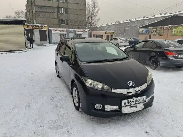 Toyota Wish 2010 года - Авто в Неизвестно