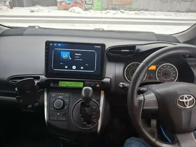 Toyota Wish 2010 года - Авто в Неизвестно