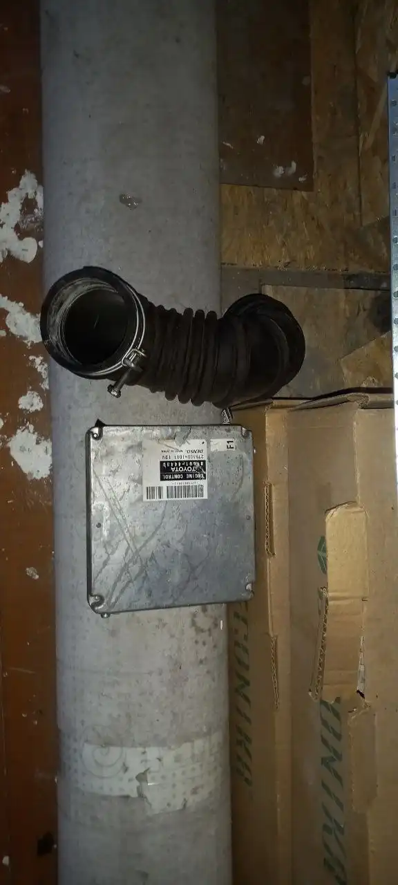 Продажа запчастей на Toyota и двигателя 1ZZT - null (Запчасти) в Хакасия