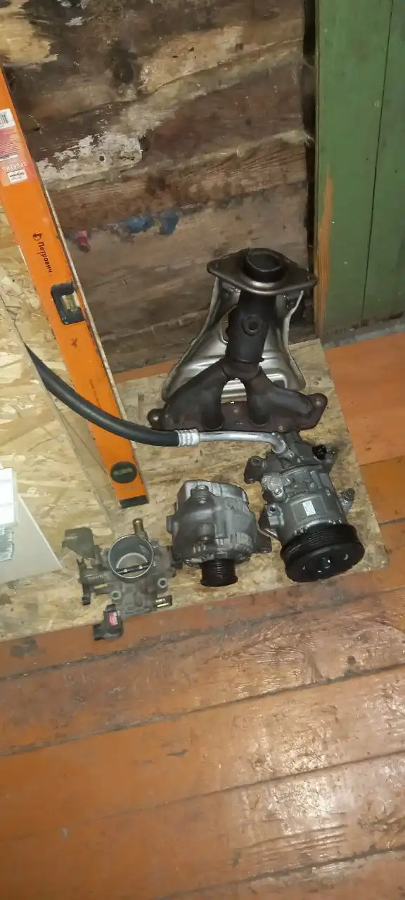 Продажа запчастей на Toyota и двигателя 1ZZT - null (Запчасти) в Хакасия