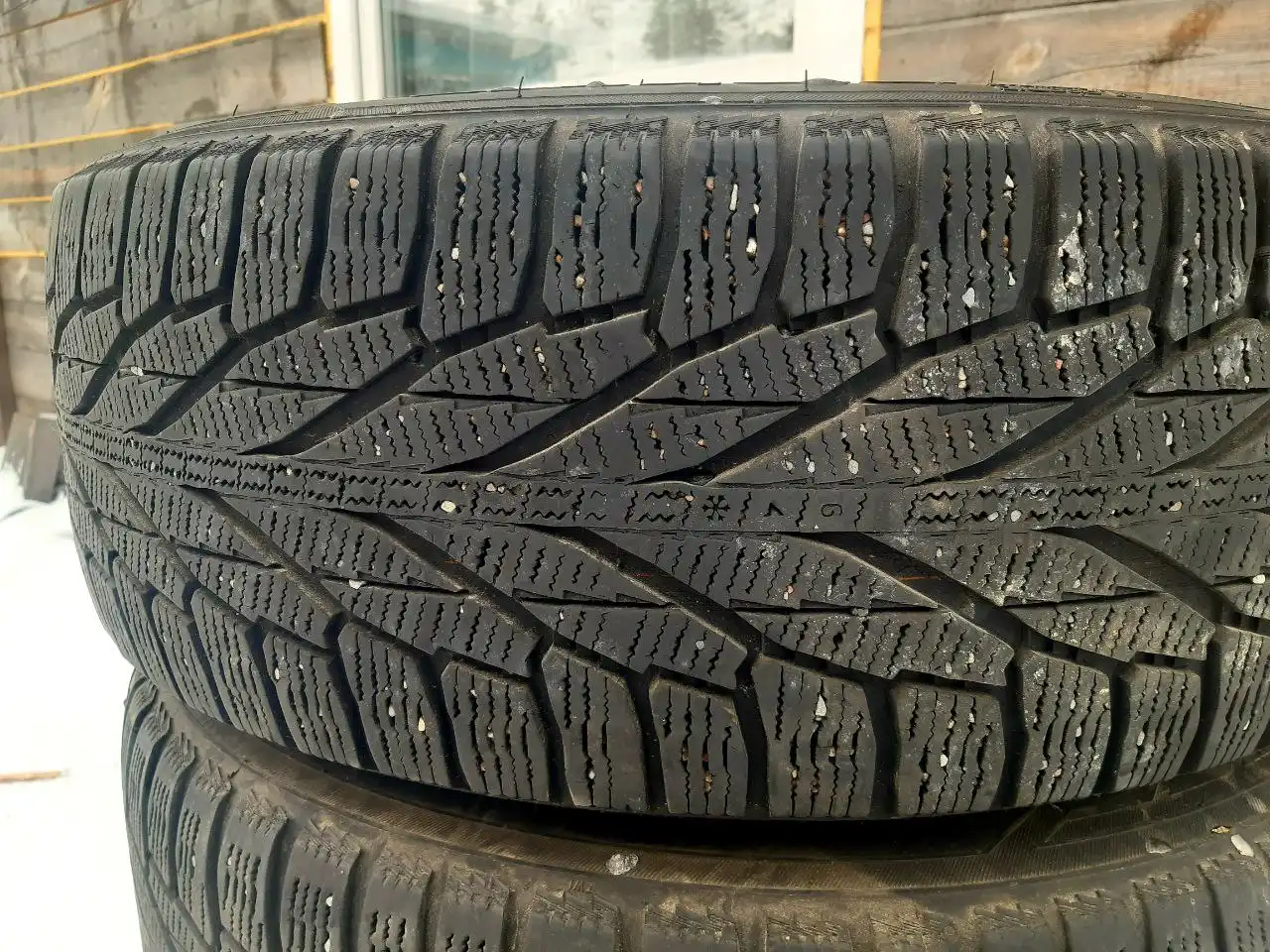 Продажа зимних шин без дисков в Абазе - Шины (Авто) в Абаза