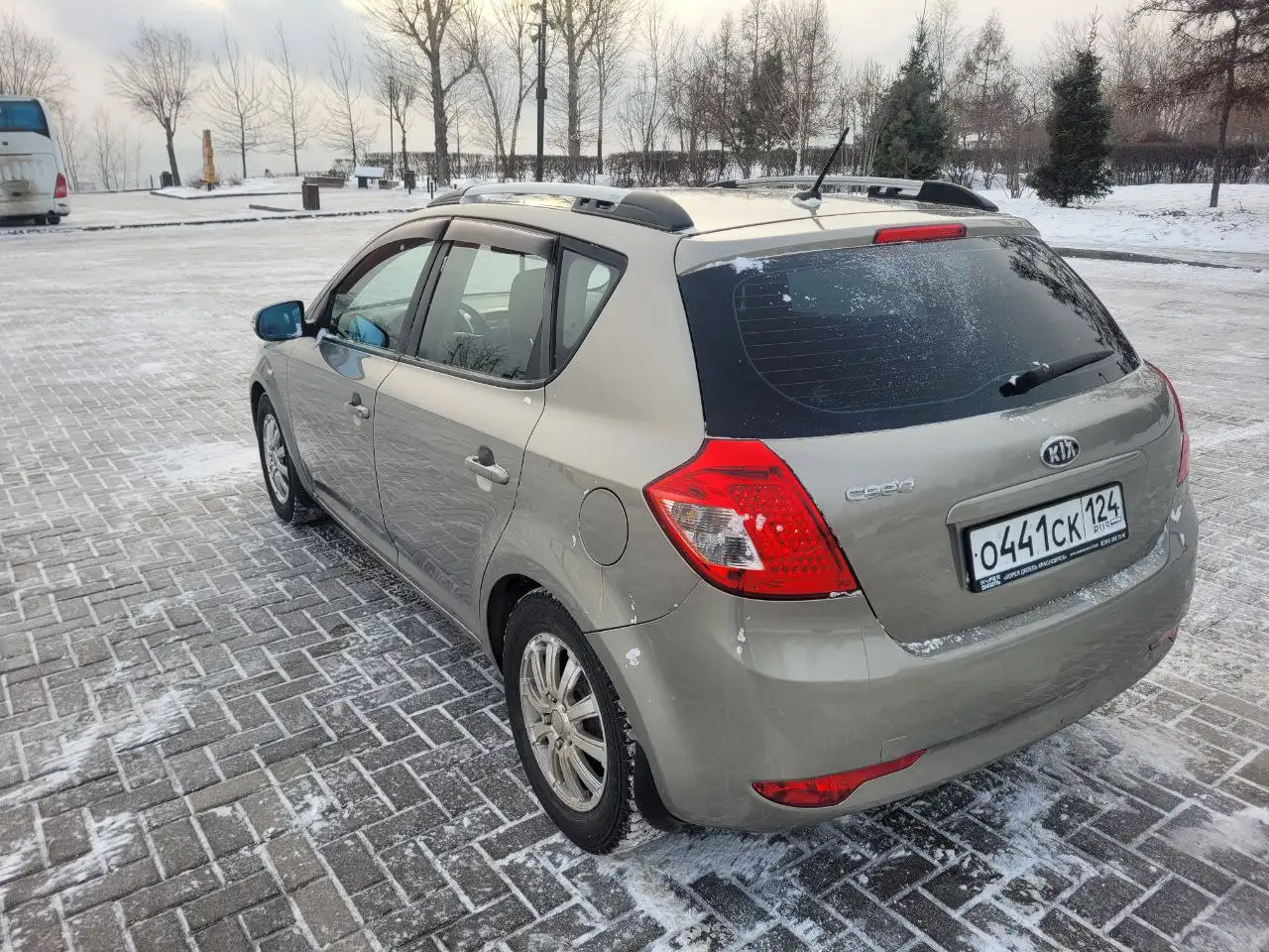 Продам KIA CEED 2010 года, двигатель 1.6, АКПП - Легковые автомобили (Авто) в Красноярск
