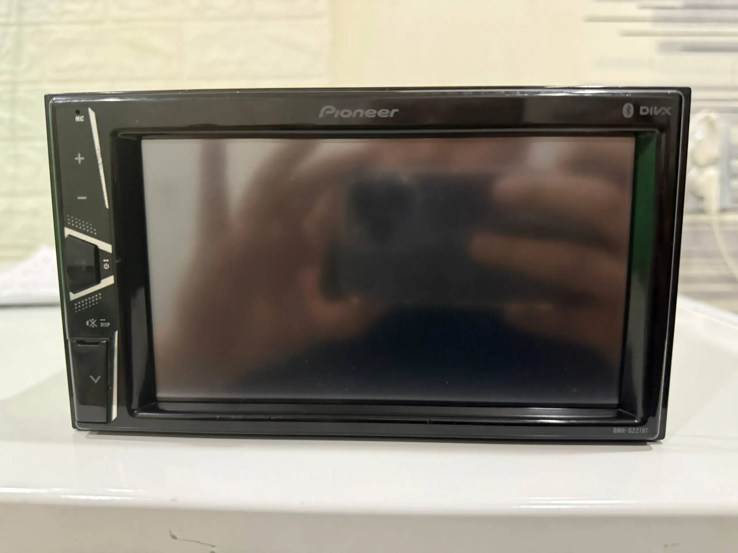 Продажа магнитолы Pioneer DMH-G221BT - Автомагнитолы (Авто) в Неизвестно