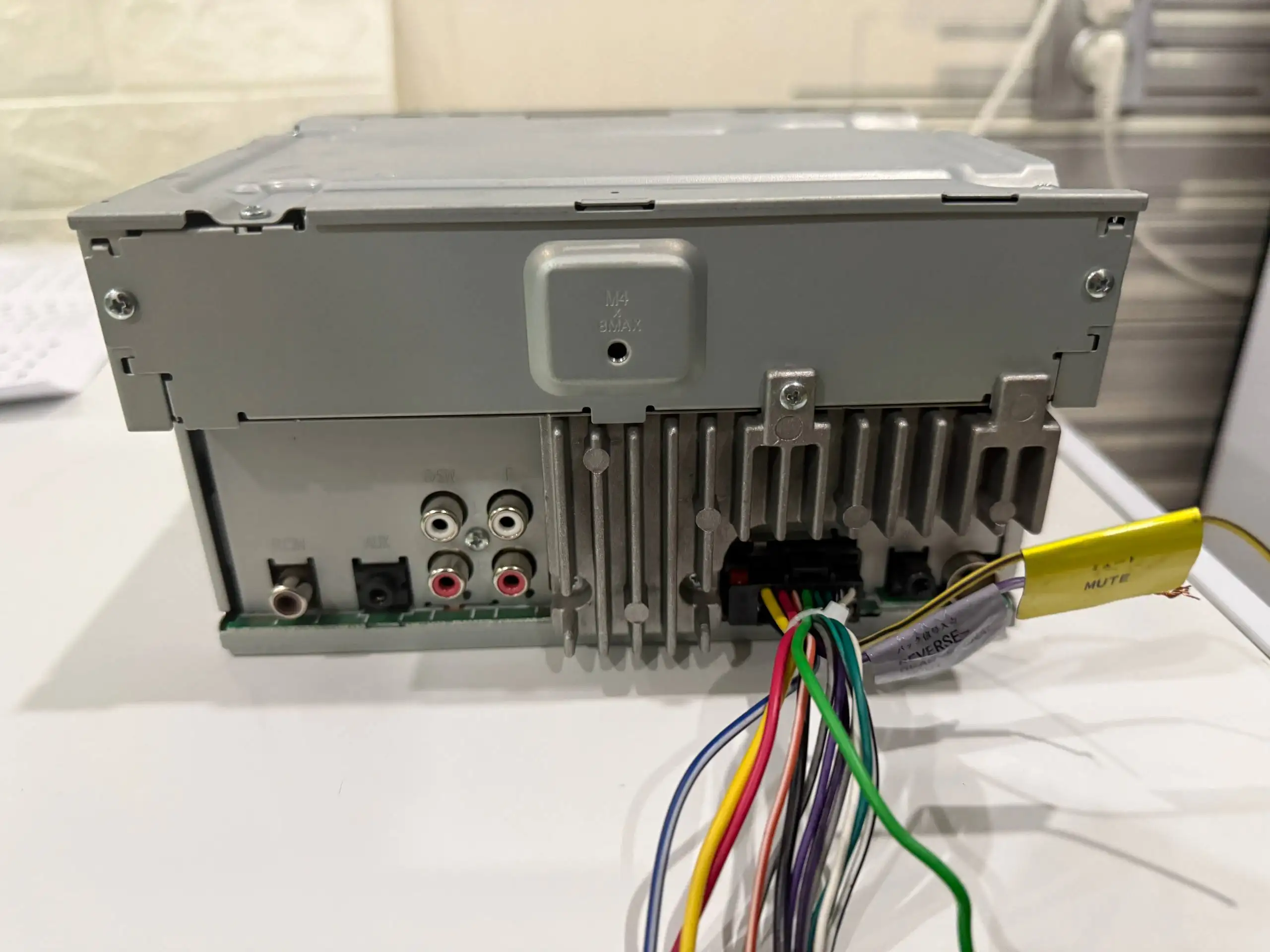 Продажа магнитолы Pioneer DMH-G221BT - Автомагнитолы (Авто) в Неизвестно