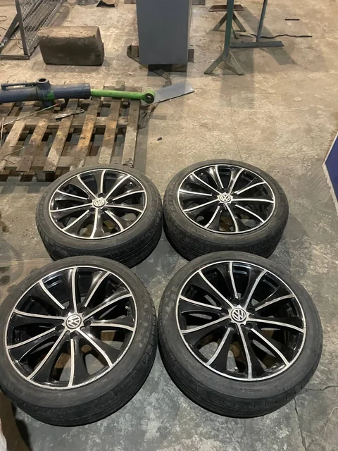 Продажа колесных дисков R18 - Авто в Неизвестно