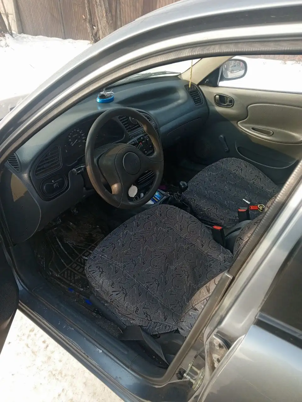 Продажа автомобиля с подогревом и зимней резиной - Авто в Неизвестно