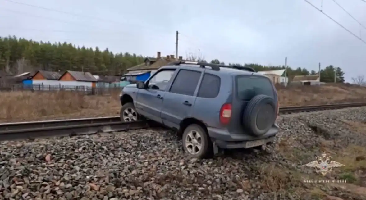 Помощь автомобилю на железнодорожных путях в Самарской области