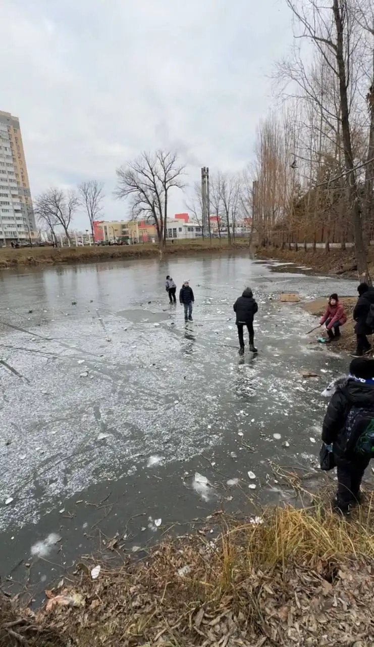 Предупреждение об опасности тонкого льда