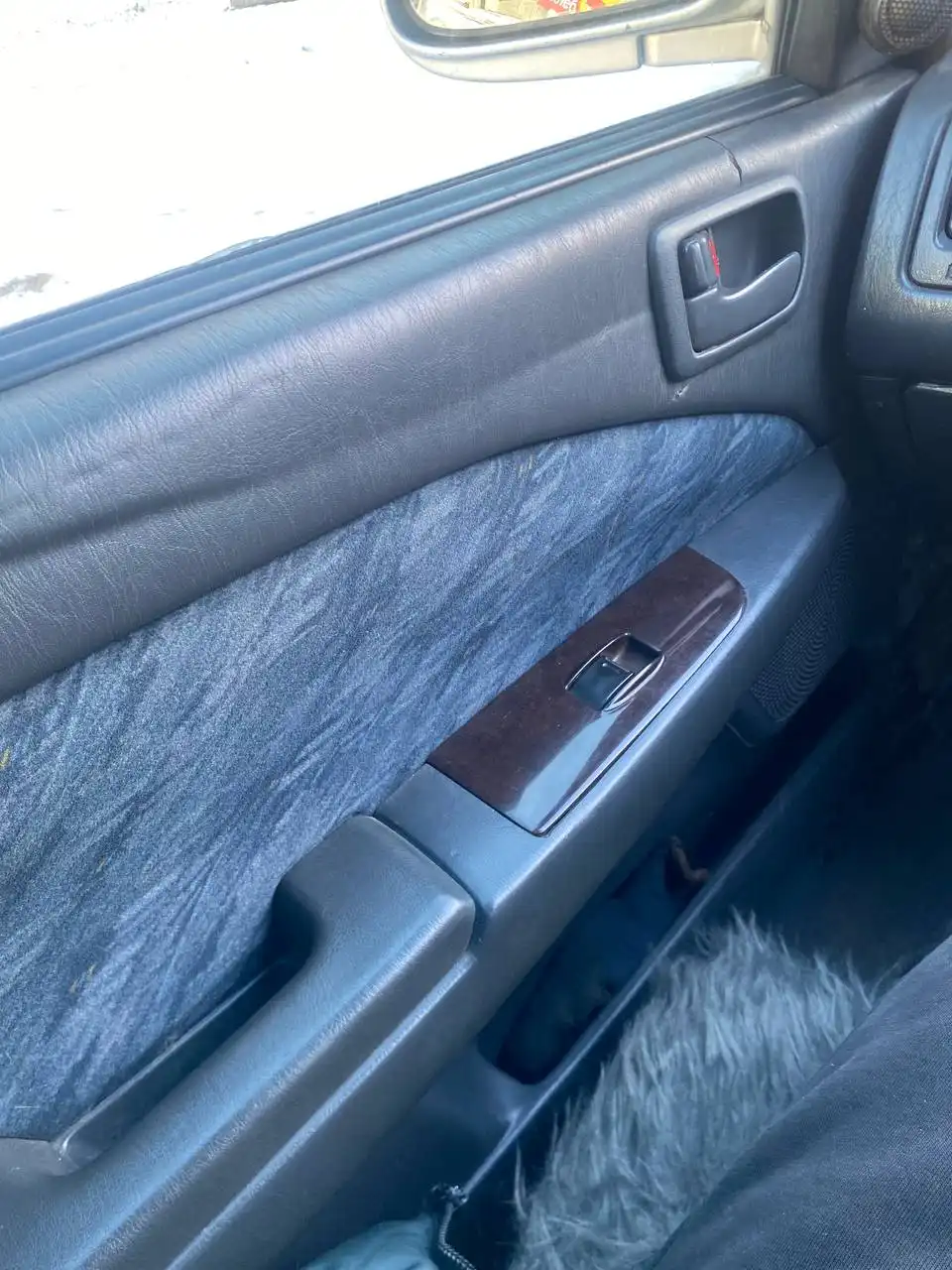 Продажа автомобиля с документами Кристал