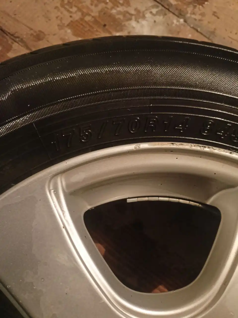 Продажа на авторынке в Иркутске