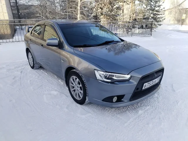 Продажа Lancer 2012 года с механической коробкой передач - Авто в Иркутск