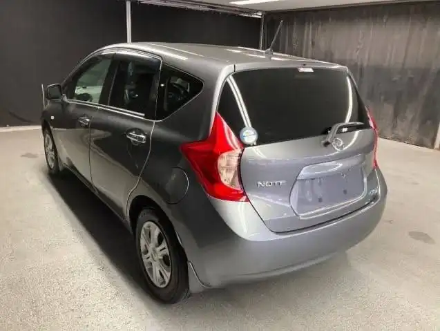 Продается Nissan Note 2013 года - Легковые автомобили (Авто) в Иркутск