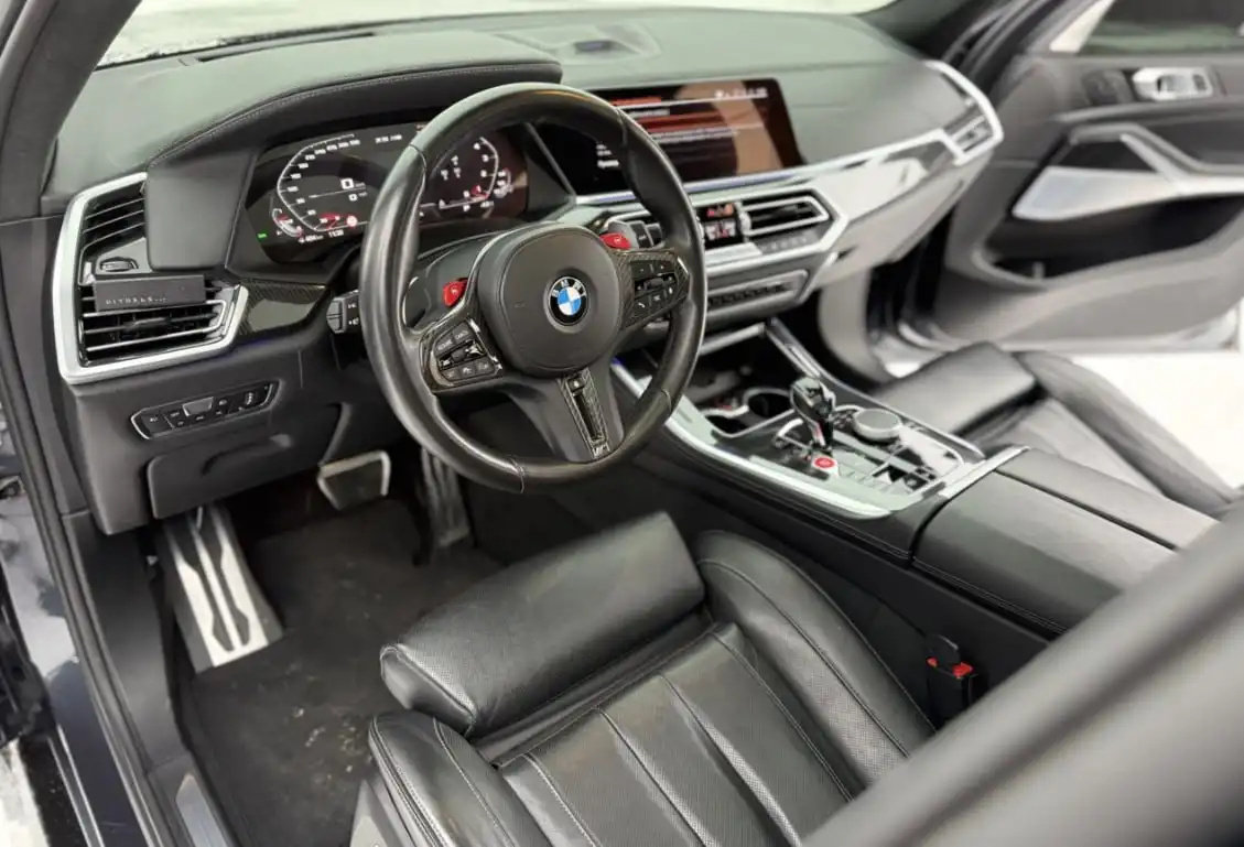 BMW X5 2018 года с двигателем 3.0 бензин и полным приводом - Авто в Иркутск