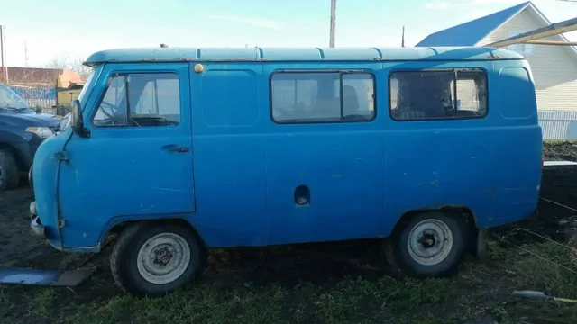 Продается УАЗ Буханка 2000 года выпуска - Внедорожники и кроссоверы в Иркутск