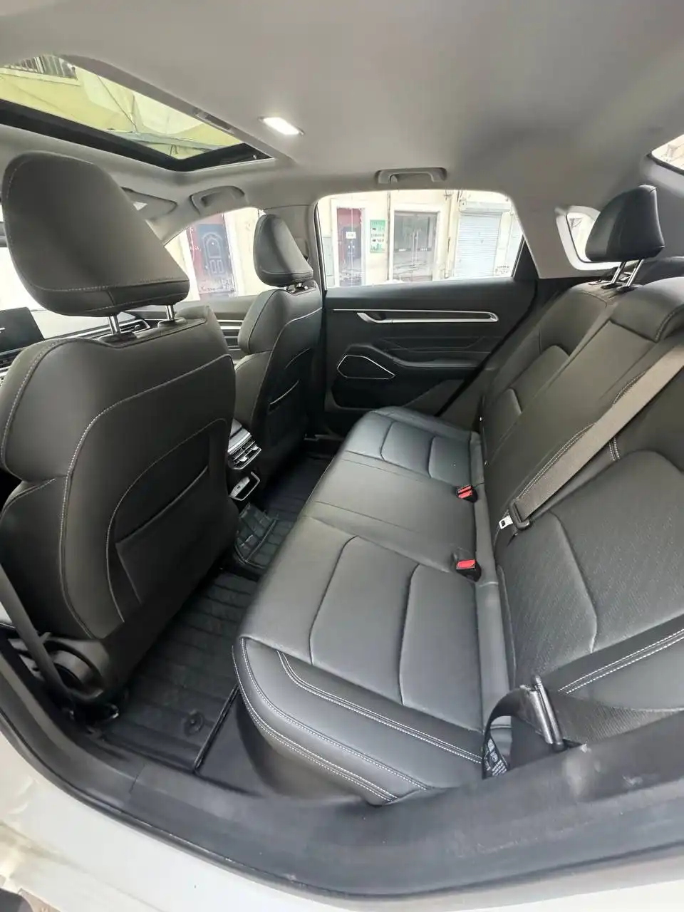 Geely Emgrand 2022 года, пробег 37 тыс. км - Легковые автомобили (Авто) в Иркутск