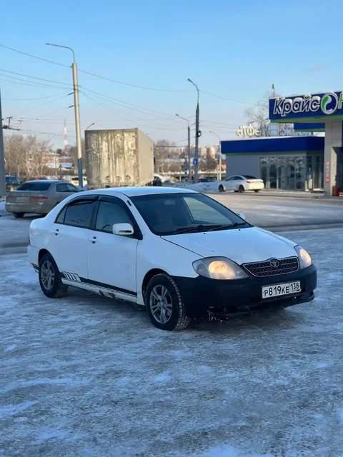 Продажа Toyota Corolla 2001 года - Легковые автомобили в Иркутск