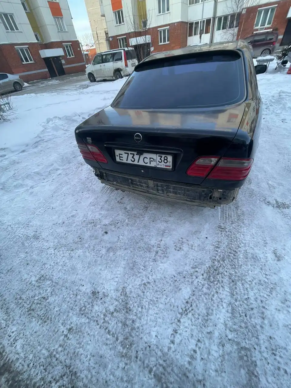 Mercedes 2002 года выпуска - Легковые автомобили (Авто) в Иркутск