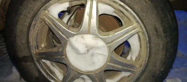 Литье на 14 с зимними шинами - Авто в Иркутск