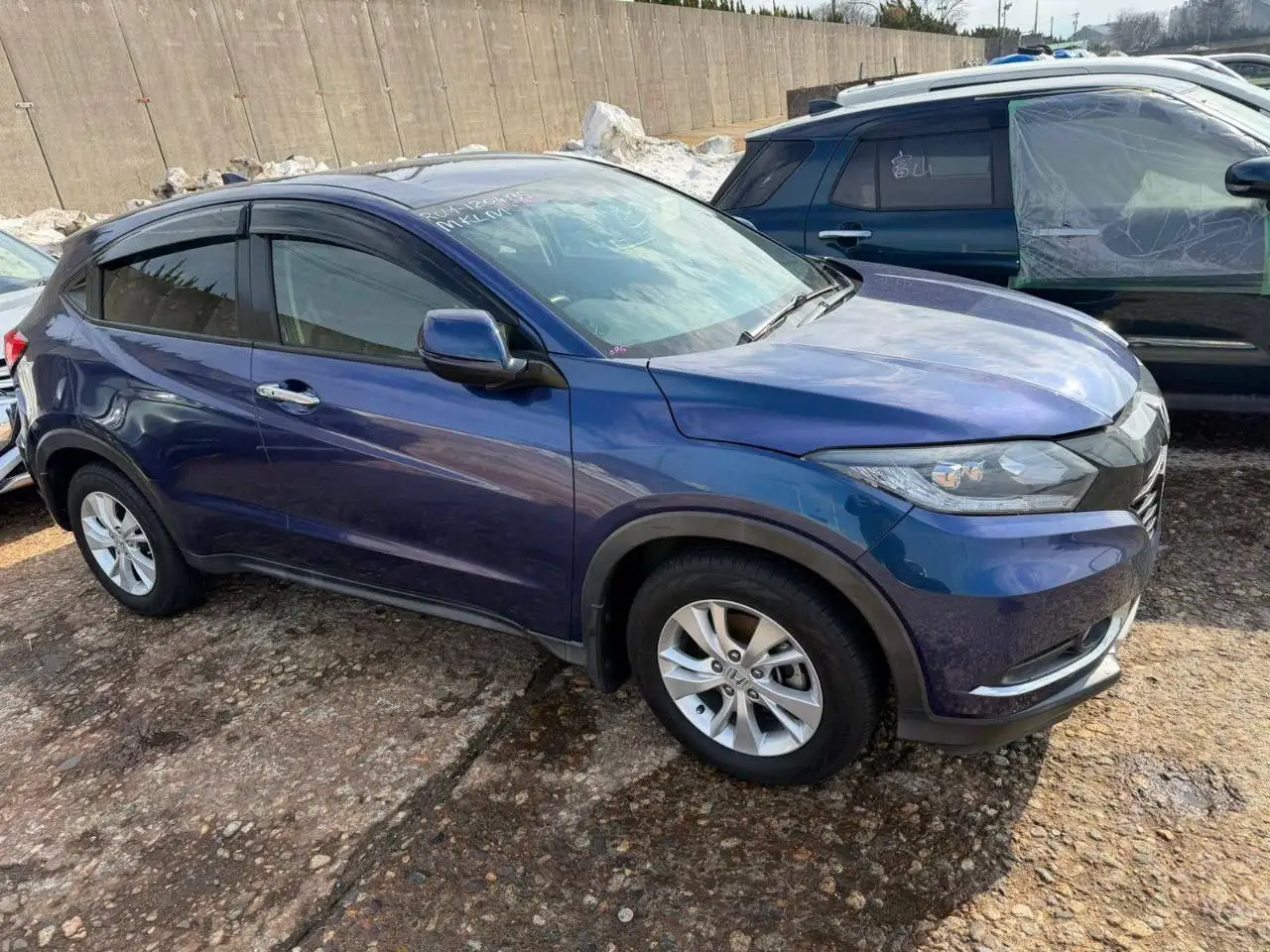 Продажа Honda Vezel 2016 года - Легковые автомобили (Авто) в Владивосток