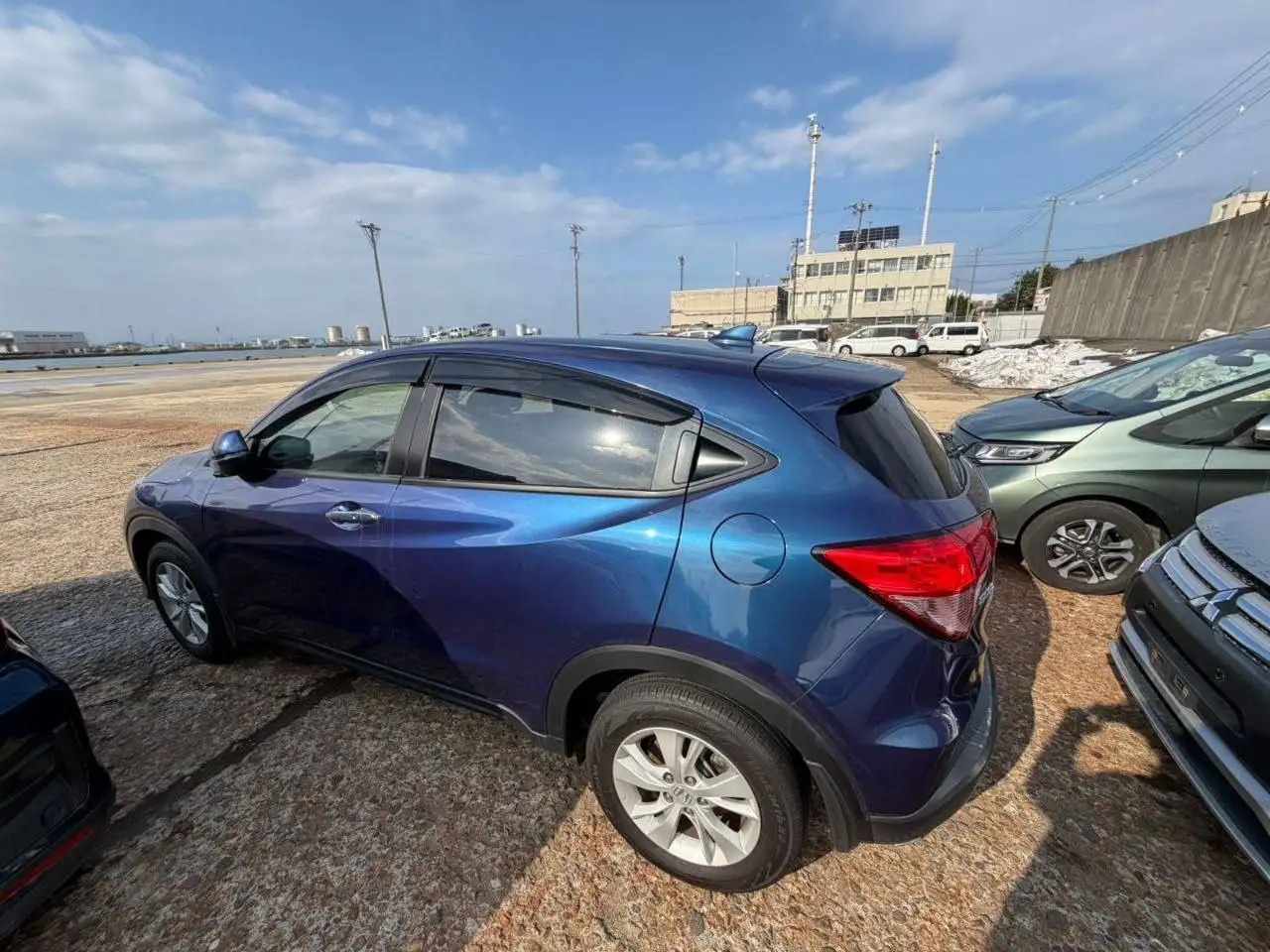 Продажа Honda Vezel 2016 года - Легковые автомобили (Авто) в Владивосток