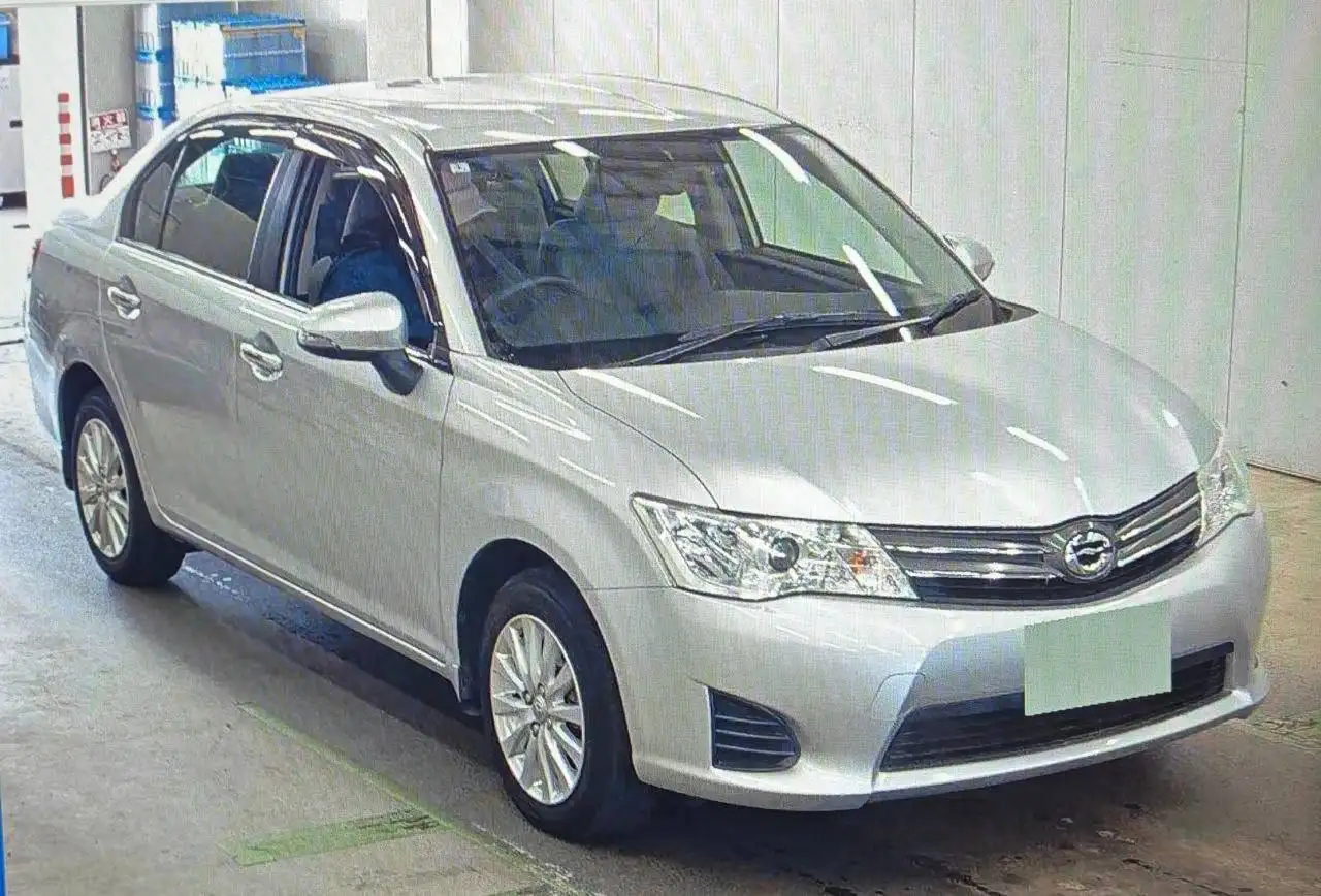 TOYOTA COROLLA AXIO 2012г - Авто в Владивосток