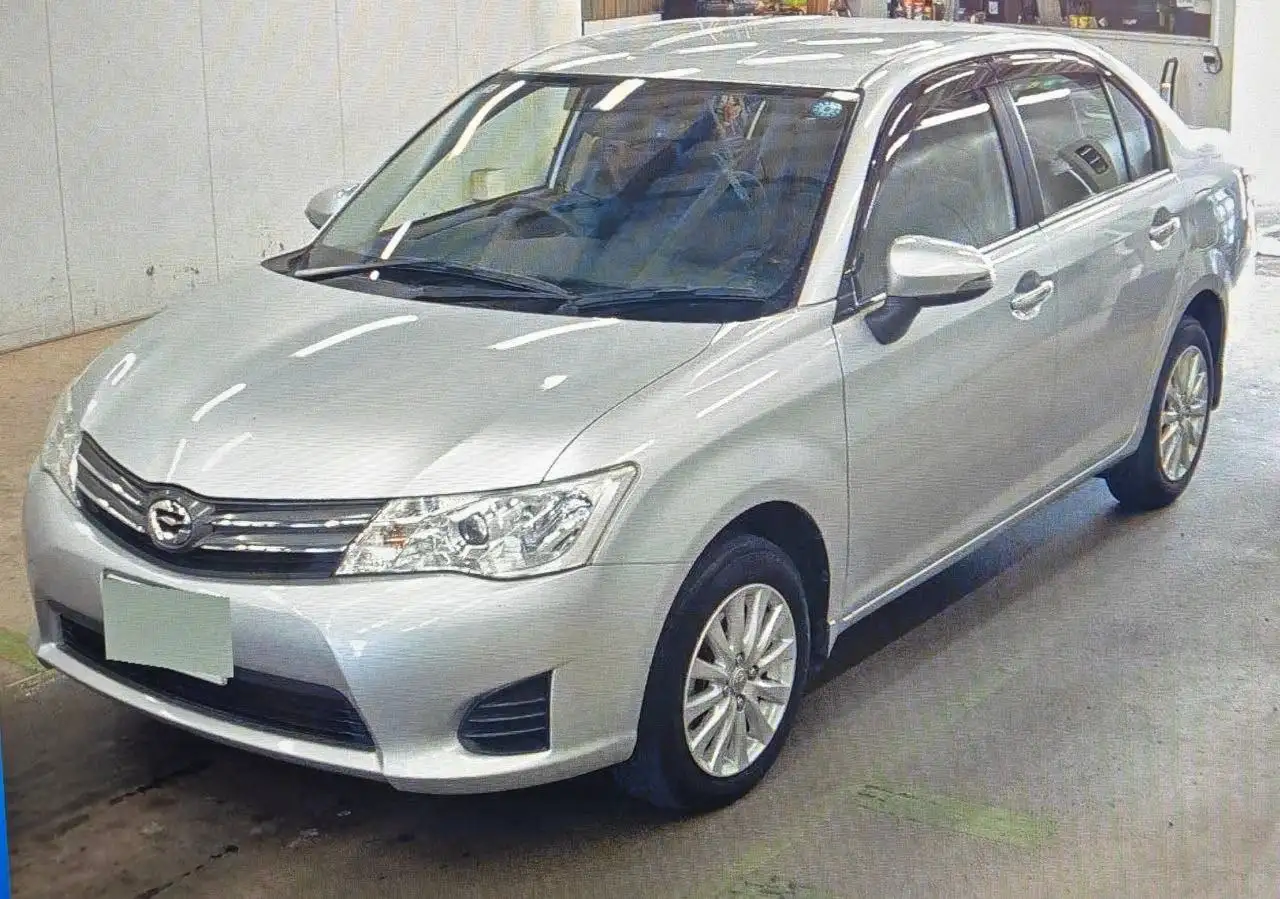 TOYOTA COROLLA AXIO 2012г - Авто в Владивосток