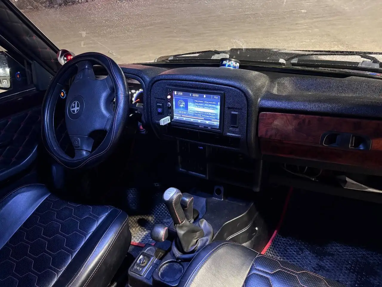 Продажа автомобиля Нива 21214 2010 года - Легковые автомобили (Авто) в Иркутск